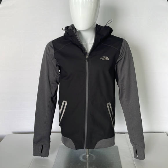 Like New Men’s North Face Jacket Size Small - Picture 2 of 16